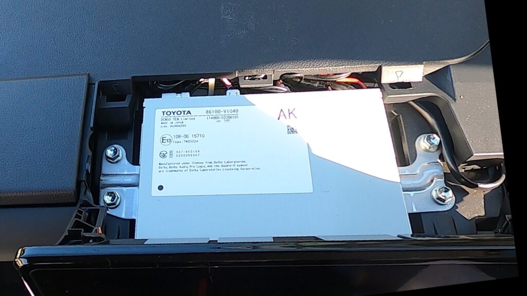 90/95系ノア・ヴォクシー】TVキャンセラー「ミエーテレ」取り付け方法